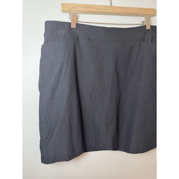 Chicos Brigitte WOMENS Zenergy GOLF by CHICO'S BLACK PULL ON SKORT Sz 2.5 US 14 - Picture 9 of 15